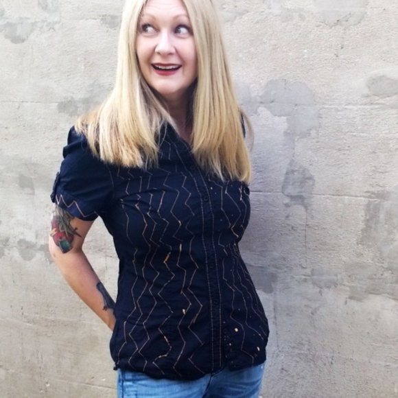 Refashioned ZigZag Shirt (S/M) - Picture 8 of 8